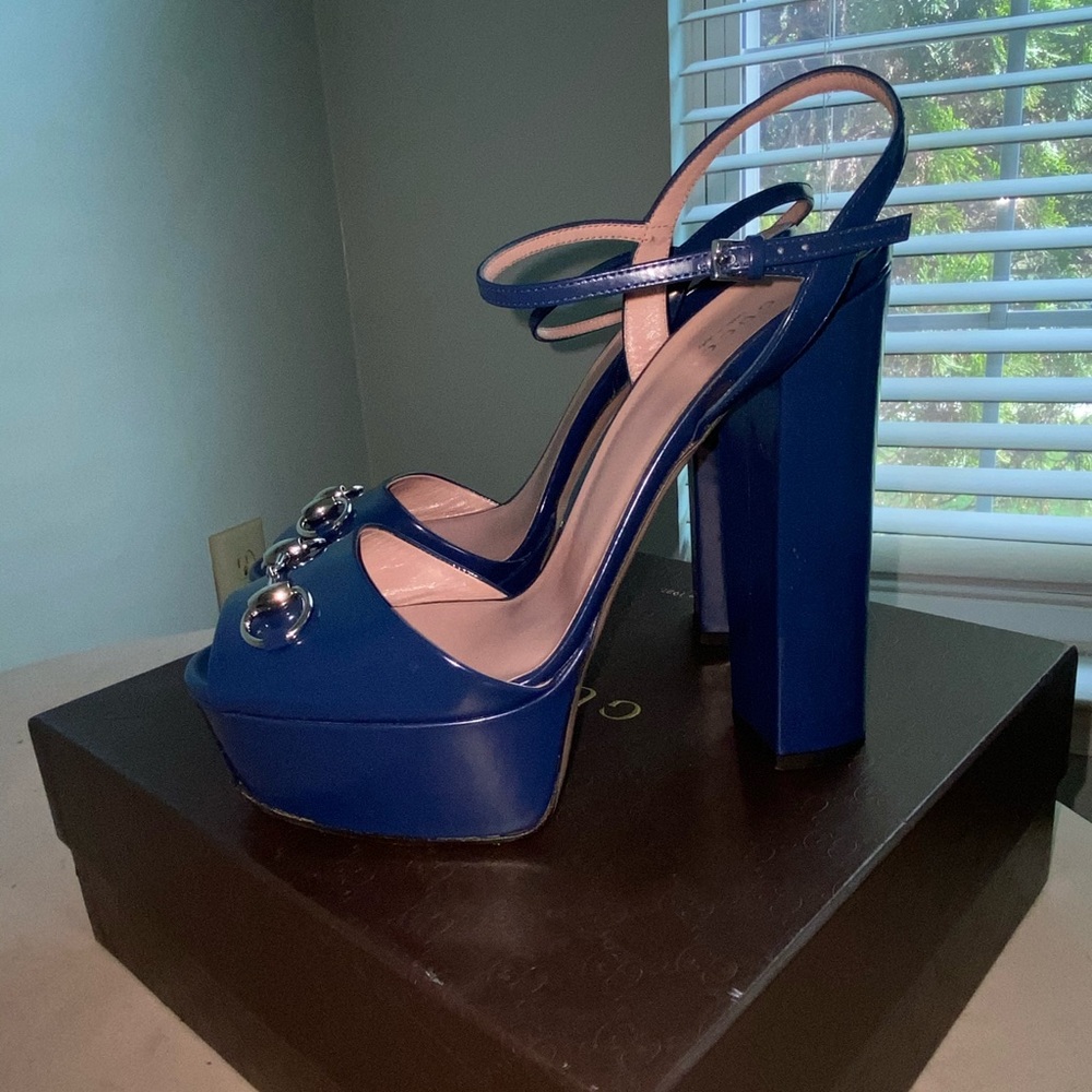 Gucci horsebit pump